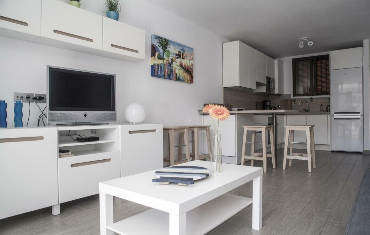 Fayser Free Wifi Los Cristianos  Exterior photo